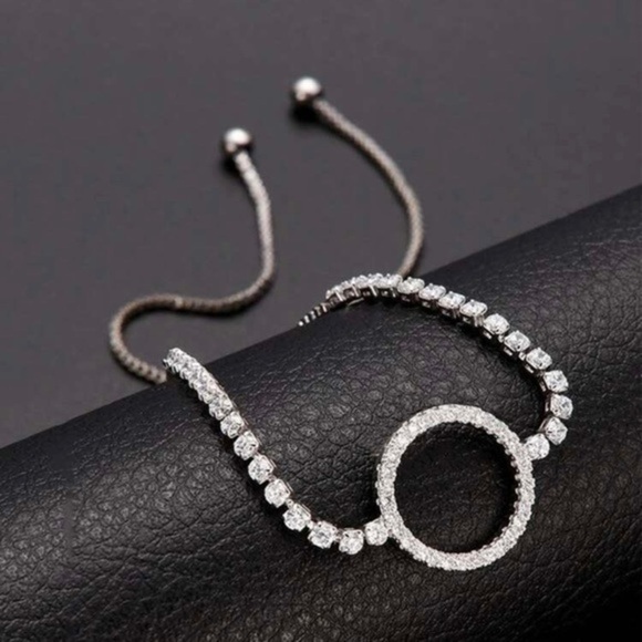 3/$30 🤍 Adjustable Rhinestone Bracelet - Picture 3 of 5